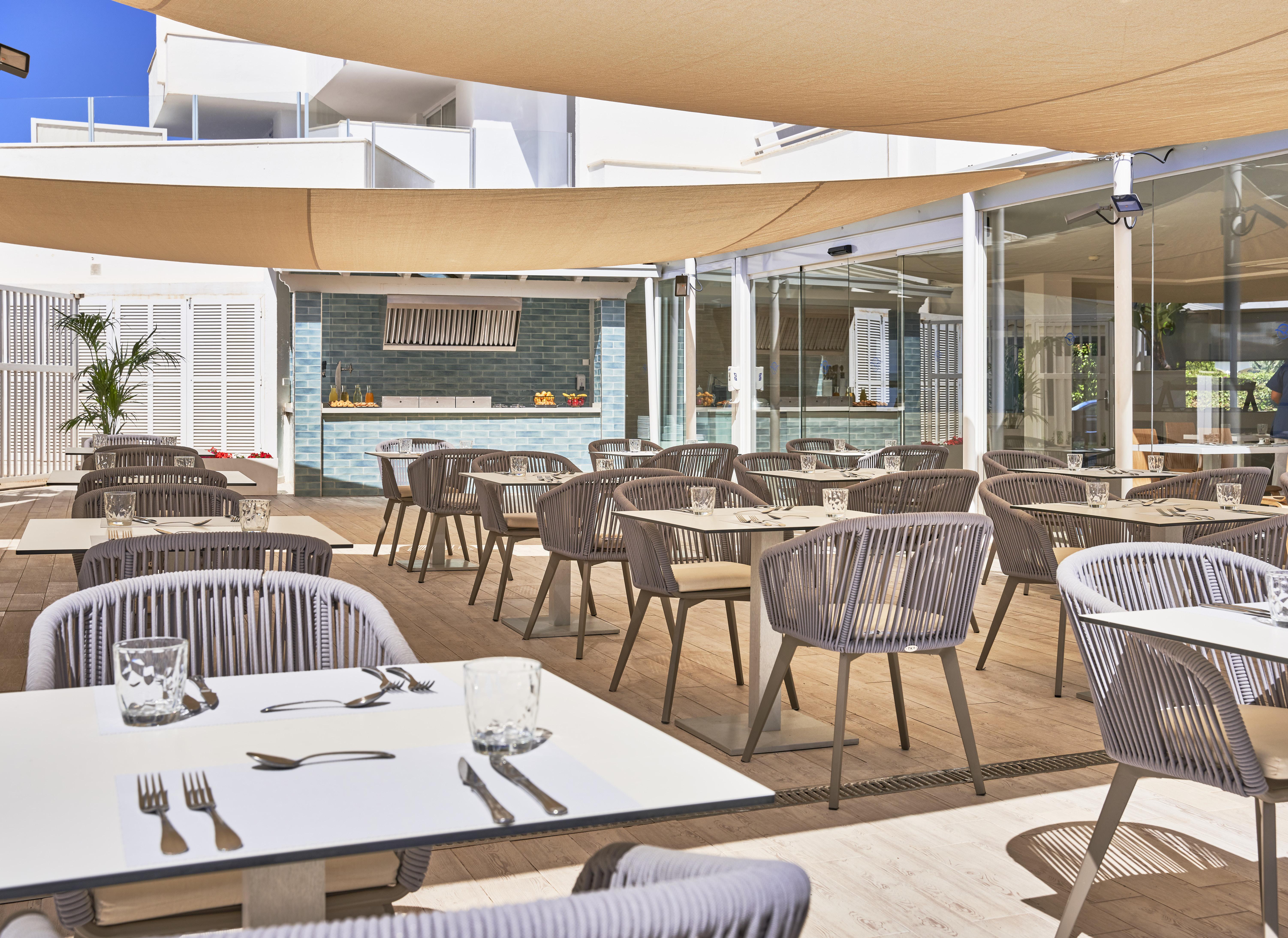 Globales Hotel 4*